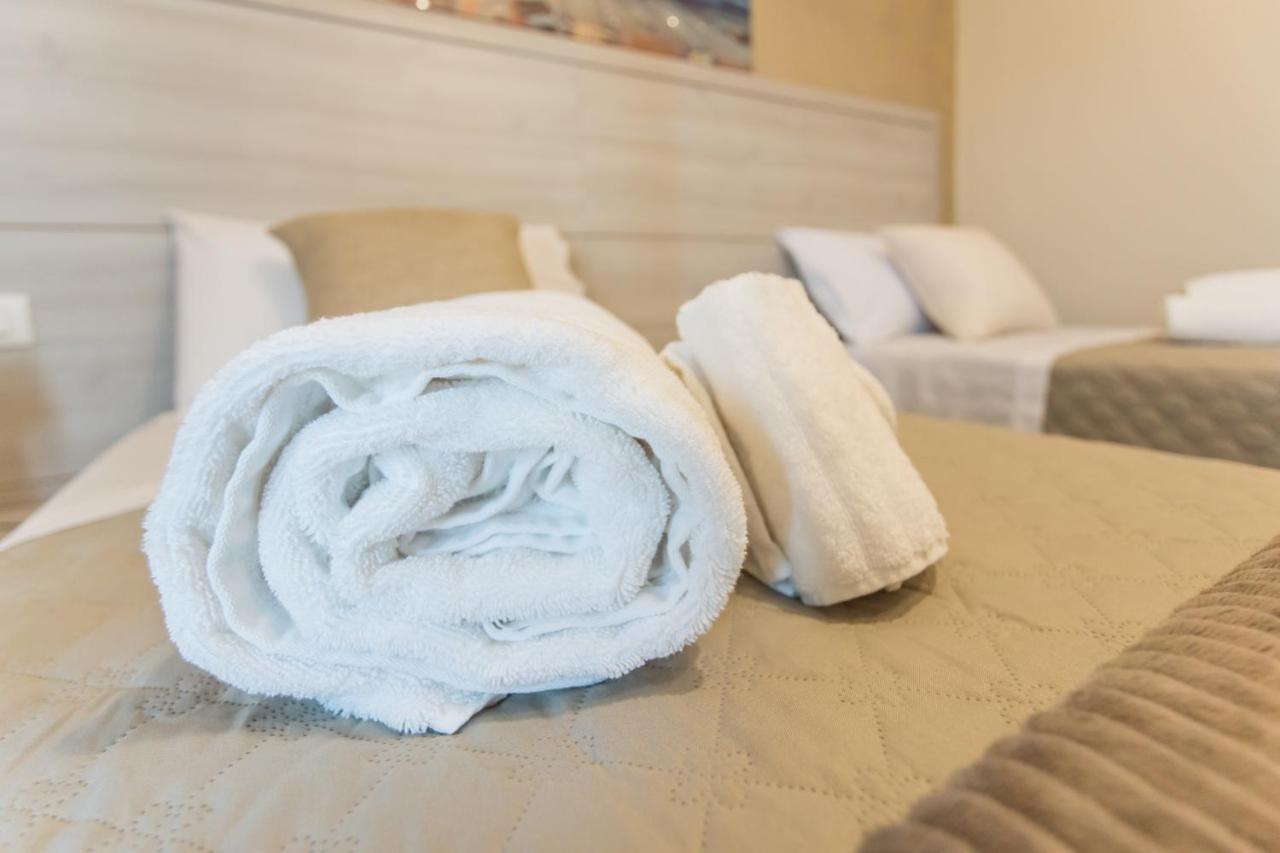 Oasi Perla Del Mare Rooms Ачи Кастело Екстериор снимка