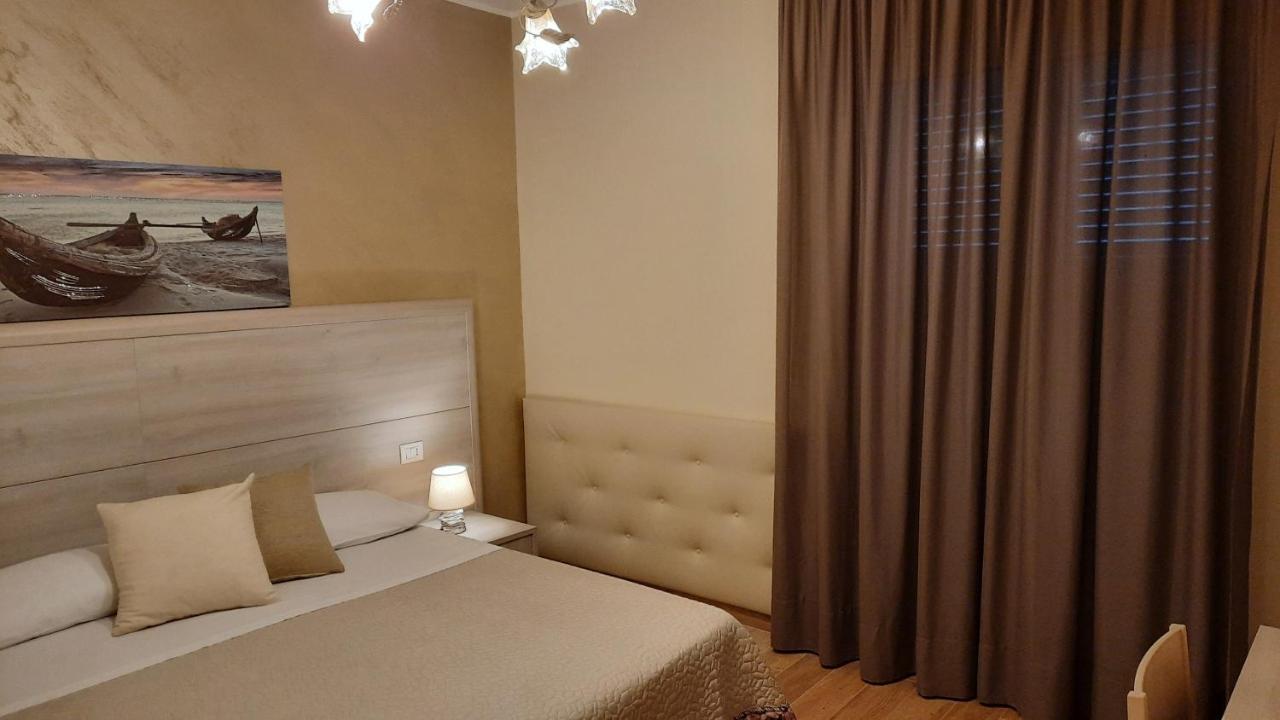 Oasi Perla Del Mare Rooms Ачи Кастело Екстериор снимка