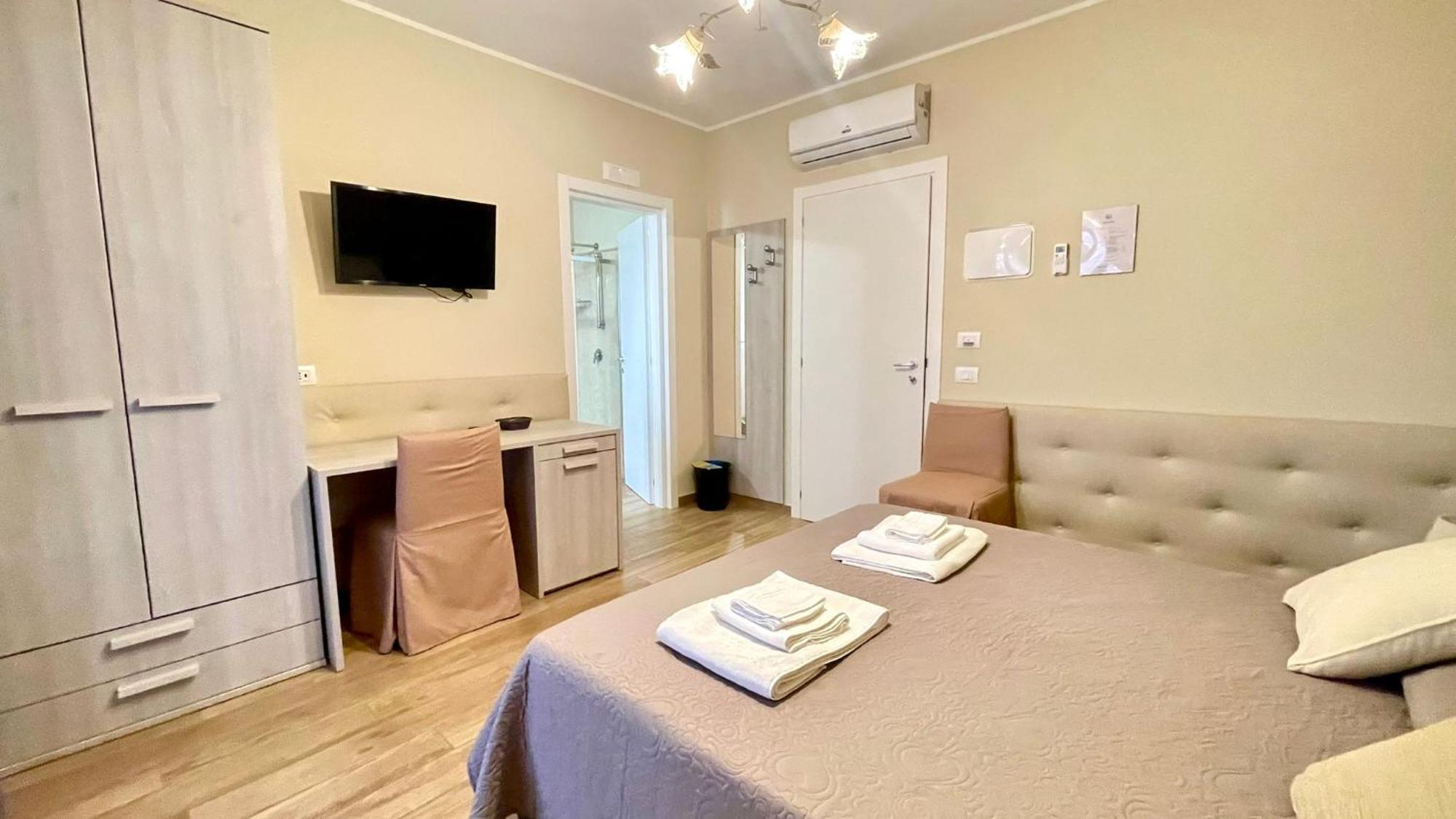 Oasi Perla Del Mare Rooms Ачи Кастело Екстериор снимка